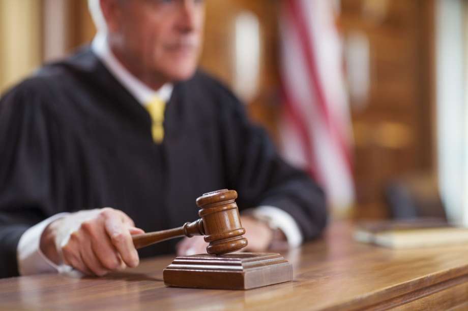 Юрист может представительствовать в суде