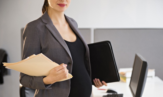 Права беременных женщин на работе 