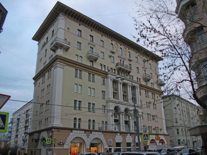 где находится посольство финляндии в москве