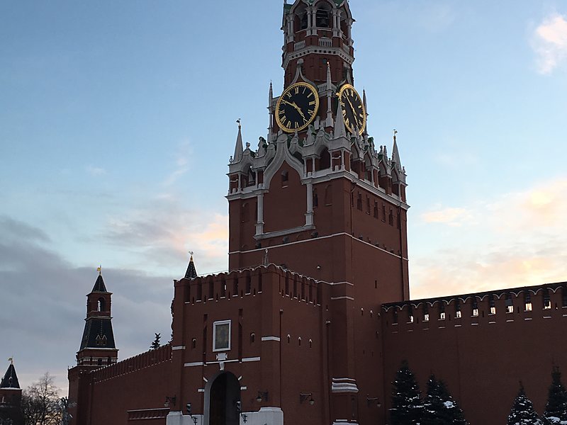 Во сколько открывается американская биржа по Москве?