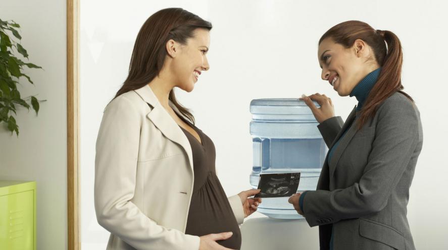 беременная женщина нашла работу